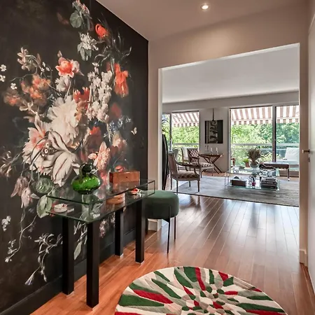 Veeve - Parkside Masterpiece